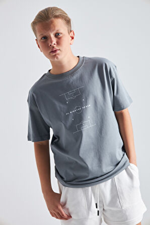 Futbol Sahası Desenli %100 Pamuk Erkek Çocuk  Oversize Tişört