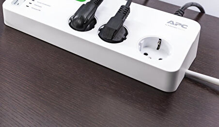 SCHNEIDER ELECTRIC PM6U-GR APC 6'LI AKIM KORUMALI PRİZ - 2 USB HIZLI ŞARJ