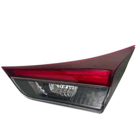 Toyota Auris 2015-2019 Stop İç Sağ (İçi Siyah)