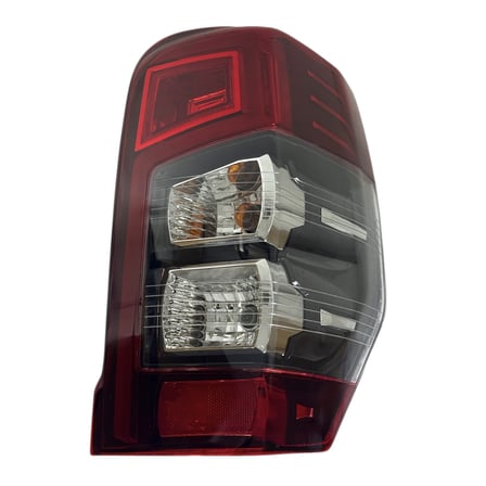 Mitsubishi L200 2019-2021 Sağ (Ledli / Duylu) A-kalite Stop