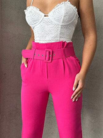 Kemerli havuç pantolon