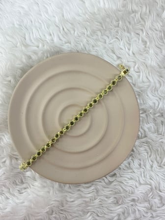 💎 Premium Parlak ve Şık Yeşil Taşlı Gold Renk 316L Çelik Kadın Bileklik (20cm)