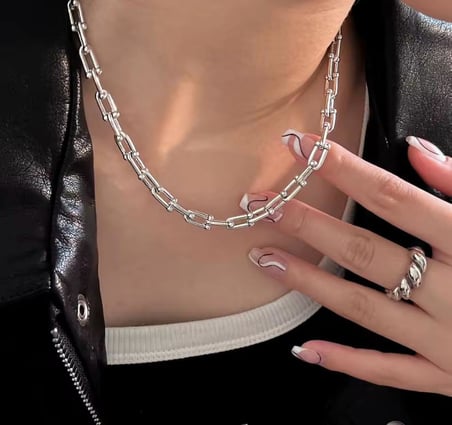 💎 Premium Gümüş Renk Parlak ve Şık Stil Modern Zincir Kadın 316L Çelik Kolye (45cm)