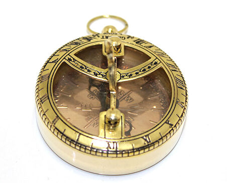 Pirinç Güneş Saati Ve Pusula Modeli 