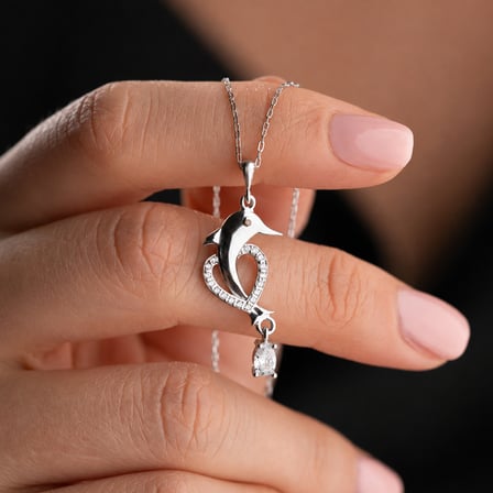 💎 Premium Parlak ve Şık Kalpli Yunus Balığı Kadın 925 Ayar Gümüş Kolye (45 cm)