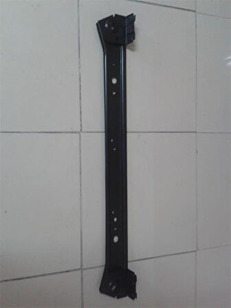 RADYATÖR ALT TRAVERSİ MEGANE 3-FLUENCE 1.5 DCİ 625300006R