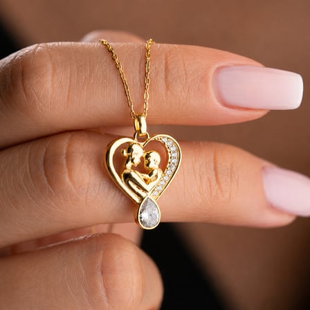 💎 Premium Parlak ve Şık Gold Renk Damla Taşlı Anne ve Bebek Model Kadın 925 Ayar Gümüş Kolye (45 cm)