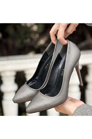 Hillar Platin Saten Stiletto Ayakkabı
