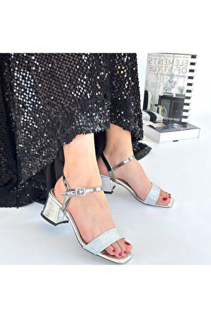 Feori Platin Rugan Topuklu Ayakkabı