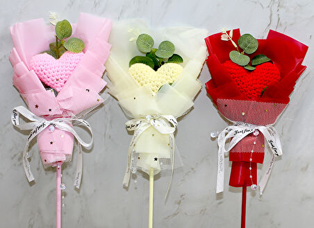 El Örgüsü Kalp Çiçeği Buketi 