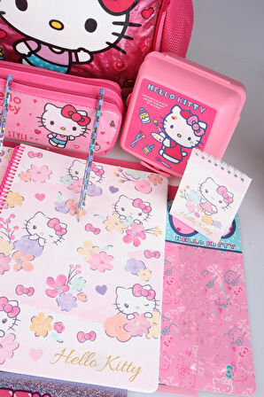 DEKOMUS İLE LİSANSLI YENİ SEZON "PINK LOVE KOLEKSİYONU" HELLO KITTY OKUL,BESLENME VE KALEM ÇANTASI İLE A4 OKUL DEFTERLİ KIRTASİYE SETİ SETİ