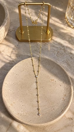 💎 Premium Parlak ve Şık ​Taş Detaylı Sallantılı Gold Renk Y Model Kadın Çelik Kolye (45 cm)