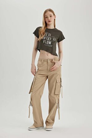 DeFacto Coool Wide Leg Geniş Paça Pantolon Gabardin Kumaş Kargo Cepli Basic Düz B5690AX24SPBG352