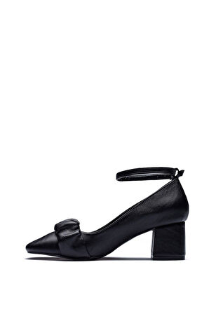 910 Kadın Bilekten Bağcıklı Topuklu Ayakkabı