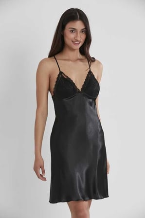 Pierre Cardin Siyah Sütyen Kaplı Sabahlık Gecelik Set 4250 Siyah