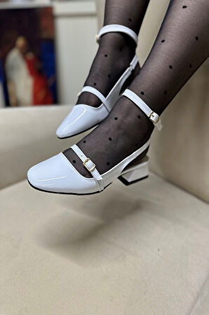 Günlük Kadın Kare Burunlu Ayarlanabilir Tokalı Arkası Açık Kalın Baretli Kısa Topuklu Ayakkabı 911