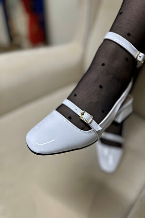 Günlük Kadın Kare Burunlu Ayarlanabilir Tokalı Arkası Açık Kalın Baretli Kısa Topuklu Ayakkabı 911