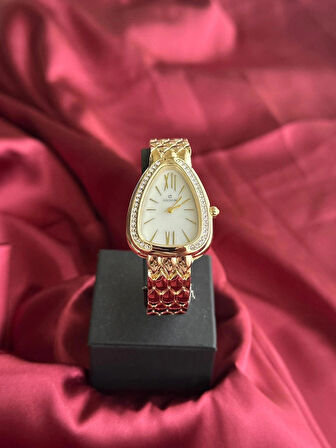  Üçgen Gold İçi Beyaz Tasarım Kadın Kol Saati