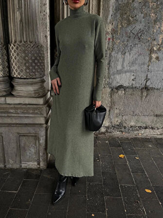 Boğazlı kalın bürümcük uzun elbise yeşil