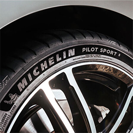 255/35R21 98Y XL Pilot Sport 5 Michelin 2024