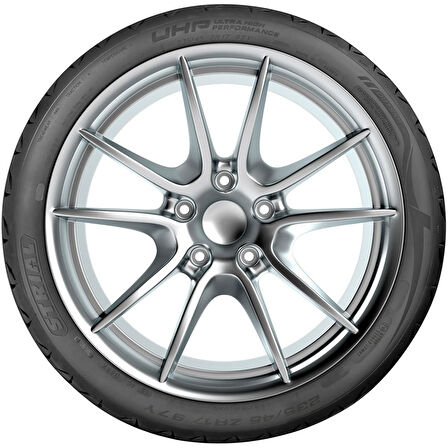 255/35R18 94W XL Ultra High Performance Strial 2024