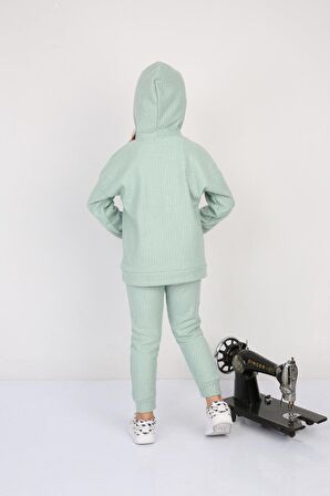 Oversize Kapüşonlu Arma Detaylı Alt Üst Takım