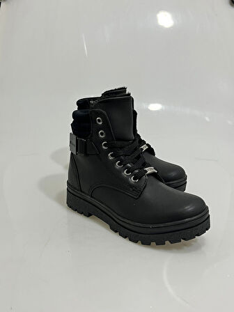 2159 Wickers Siyah Cilt Ortapedik Taban Çocuk Botu