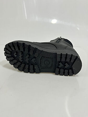 2159 Wickers Siyah Cilt Ortapedik Taban Çocuk Botu