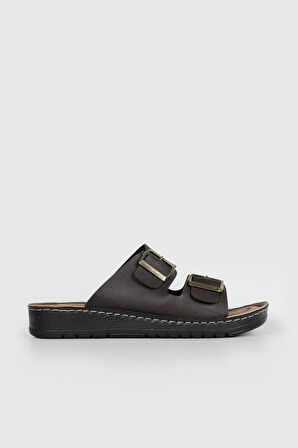 Lugmo Suni Deri Eva Terlik Dikişli Metal Çift Tokalı Erkek Konfort Hafif Kaymaz Taban Kahverengi