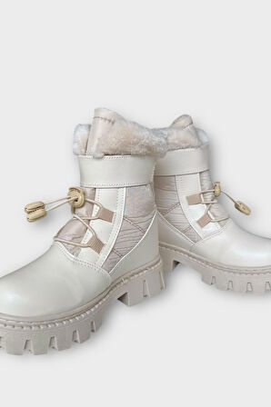 Kız Çocuk Cırtlı Akıllıı Bağcıklı Kürklü Su ve Soğuğa Dayanıklı Bot BEJ