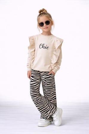 Kız Çocuk "Stay Chic" Fırfırlı Sweatshirt ve Zebra Desenli Pantolon Takım

 50041krem