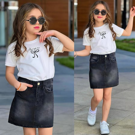 Kız Çocuk Beyaz Basic Tişört & Siyah Mini Etek Kombini – Şık ve Günlük Stil 2642