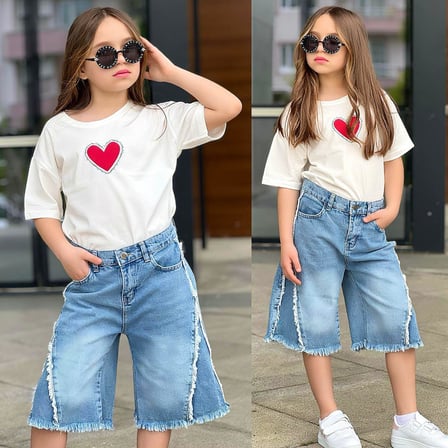 AY KİDS Kız Çocuk Kalp Baskılı Oversize Tişört & Bol Paça Jean Kapri Kombin Takım 2689M
