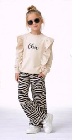 Kız Çocuk "Stay Chic" Fırfırlı Sweatshirt ve Zebra Desenli Takım

 50041-