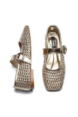 Kadın Altın Renk Hasır Örgü Babet 9210