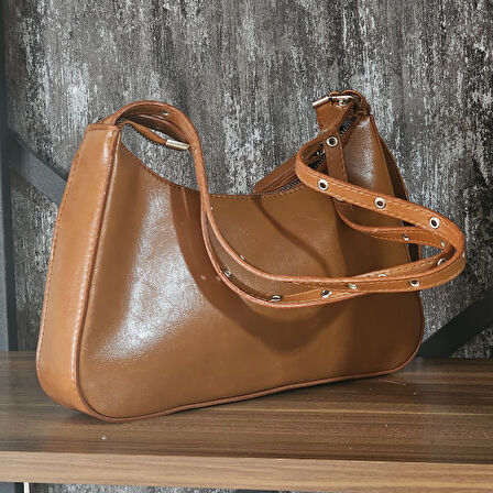 Şık Taba Rengi Fermuarlı Kol Çantası