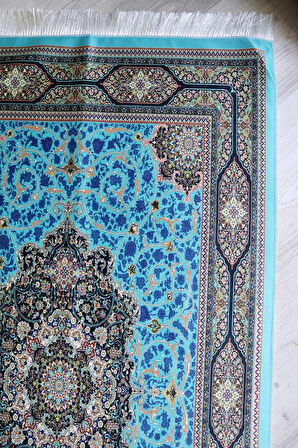 Pratik Ve Taşınabilir Ipek Dokulu Keseli Seccade Mavi Renkli S10018