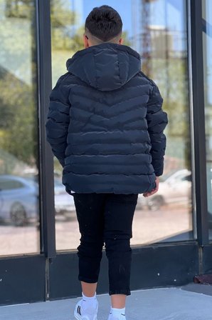 Erkek Çocuk Çıkarılabilir Kapüşonlu Sık Dikişli Nova Kumaş Kışlık Şişme Mont KM4016