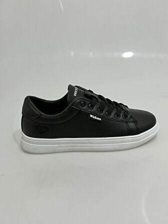 2885 Wickers Siyah-Beyaz Kalp Desenli Bayan Spor Ayakkabısı