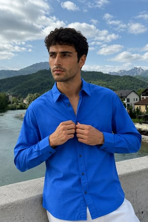 Erkek Minimal Baskılı Oversize Dokulu Gömlek Mavi