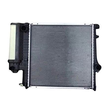 Bmw 3 Serisi E30. E36. Z3 E36 M50 3.16ı. 3.18ı. 3.20ı Uyumlu Su Radyatörü 1728907 Wisco