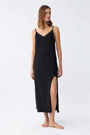 Celira Kadın İp Askılı Uzun Gecelik Siyah