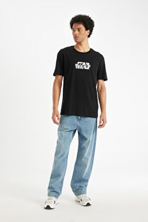 DeFacto %100 Pamuk Star Wars Regular Fit Bisiklet Yaka Kısa Kollu Tişört C6523AX24AUBK81