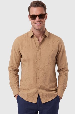 RizzUP Erkek Camel Rahat Kesim Kırışık Dokulu Ütü Gerektirmeyen Yazlık Gömlek 2602608