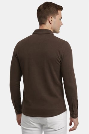 RizzUP Kahve Slim Fit Örme Kumaş Likralı Erkek Gömlek – Nefes Alan Esnek ve Modern Tasarım 2602604