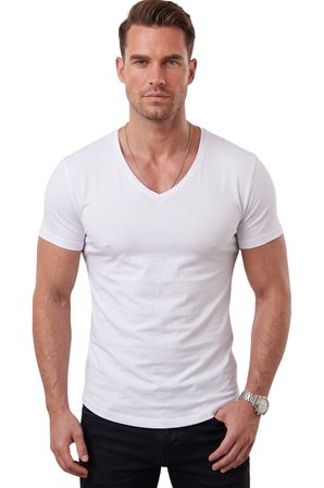 RizzUP Beyaz Erkek Slim Fit Derin V Yaka Basic Tişört %90 Pamuk Likralı Asimetrik Kesim 2602265