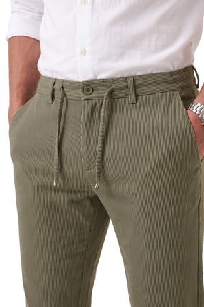 RizzUP Erkek Slim Fit Çizgili Haki Kumaş Pantolon – İpli Esnek Bel Likralı Spor Pantolon 2700240