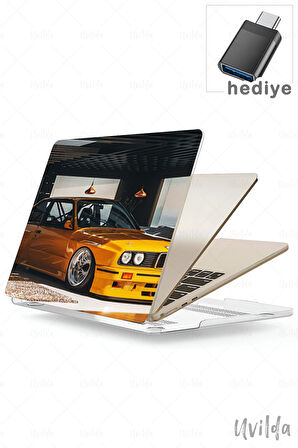 MacBook Pro 13 A2338 A2289 A2251 A2159 A1989 A1708 A1706 uyumlu Otomo-5 UV Msoft Desen BMW E30 DTM Sarı