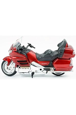 Motosiklet Maketleri Sevenler İçin: Honda Gold Wing 2010 1:12 Ölçekli Model