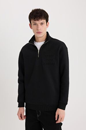 DeFacto Comfort Regular Fit Rahat Kalıp Dik Yaka Fermuarlı Baskılı Sweatshirt B0254AX24AUBK81